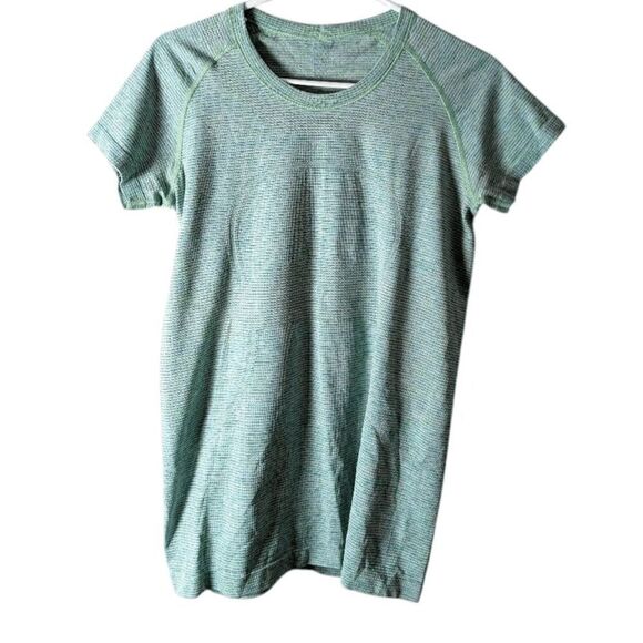 LULULEMON ATHLETICA Swiftly Tech Short Sleeve Size 10 - Picture 3 of 7
